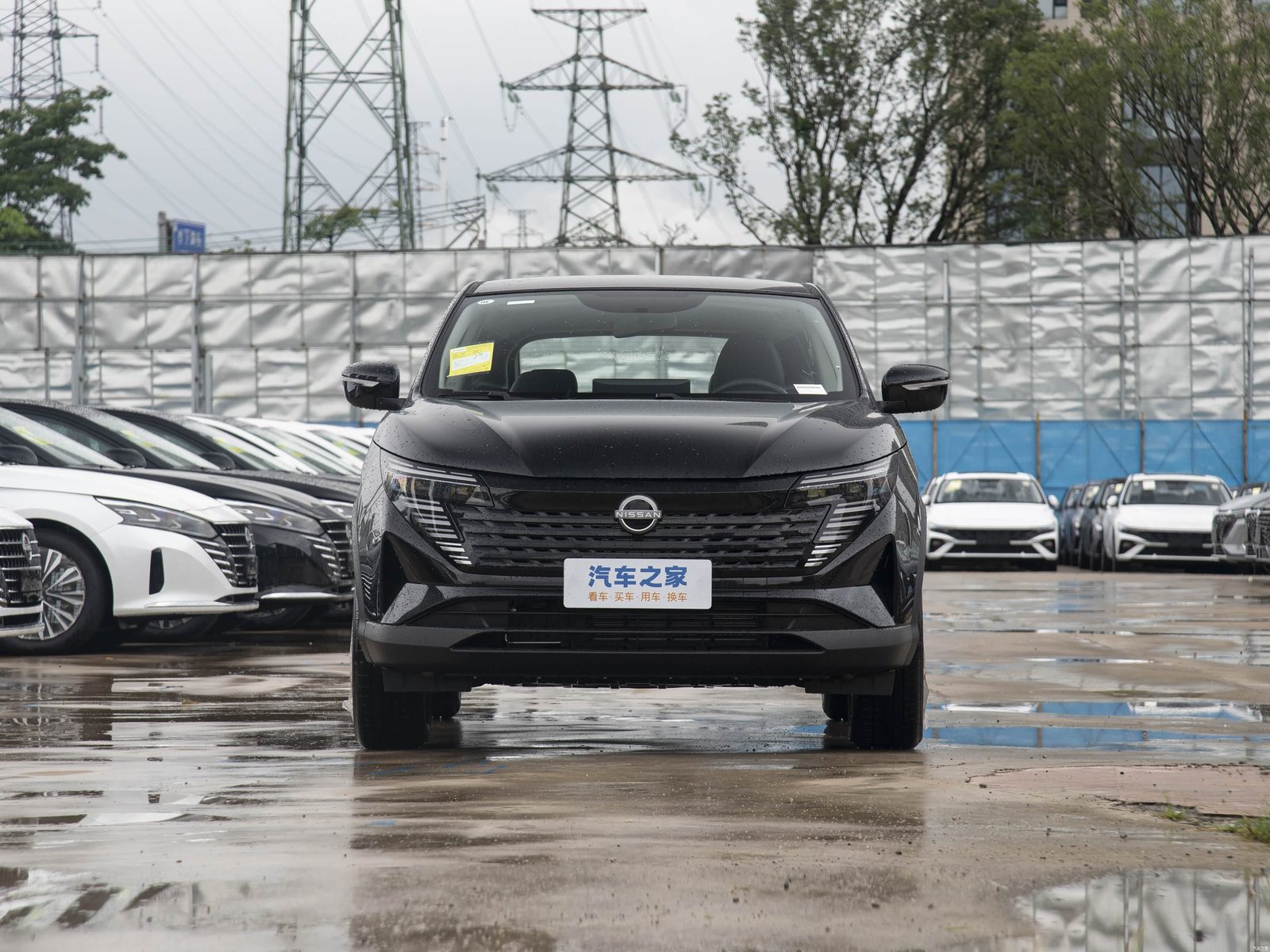 Nissan Qashqai — вид сбоку/сзади